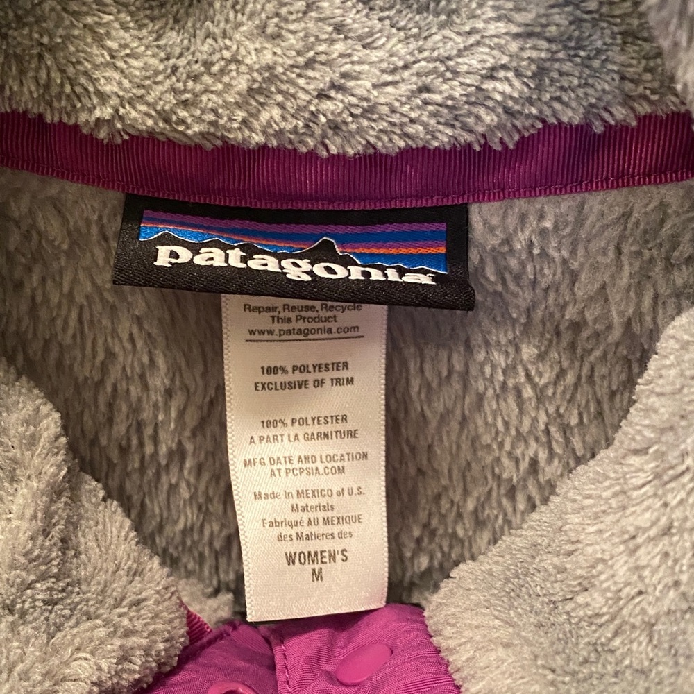 Patagonia Gray and Pink Women's Jacket - Picture 2 of 4